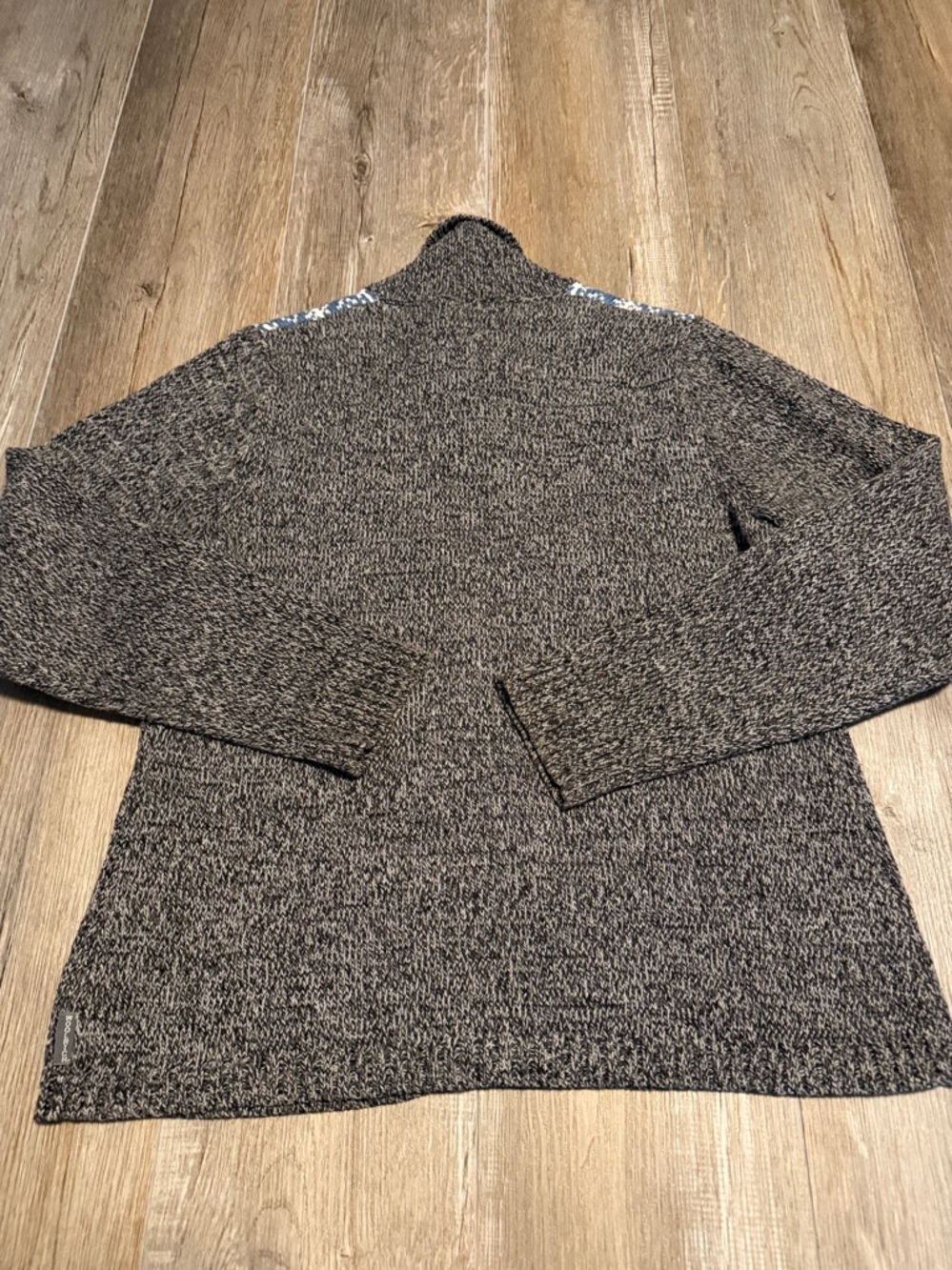 Woolrich Gray Shawl Collar Cardigan with Multicolor Fair Isle Yoke - Picture 7 of 7
